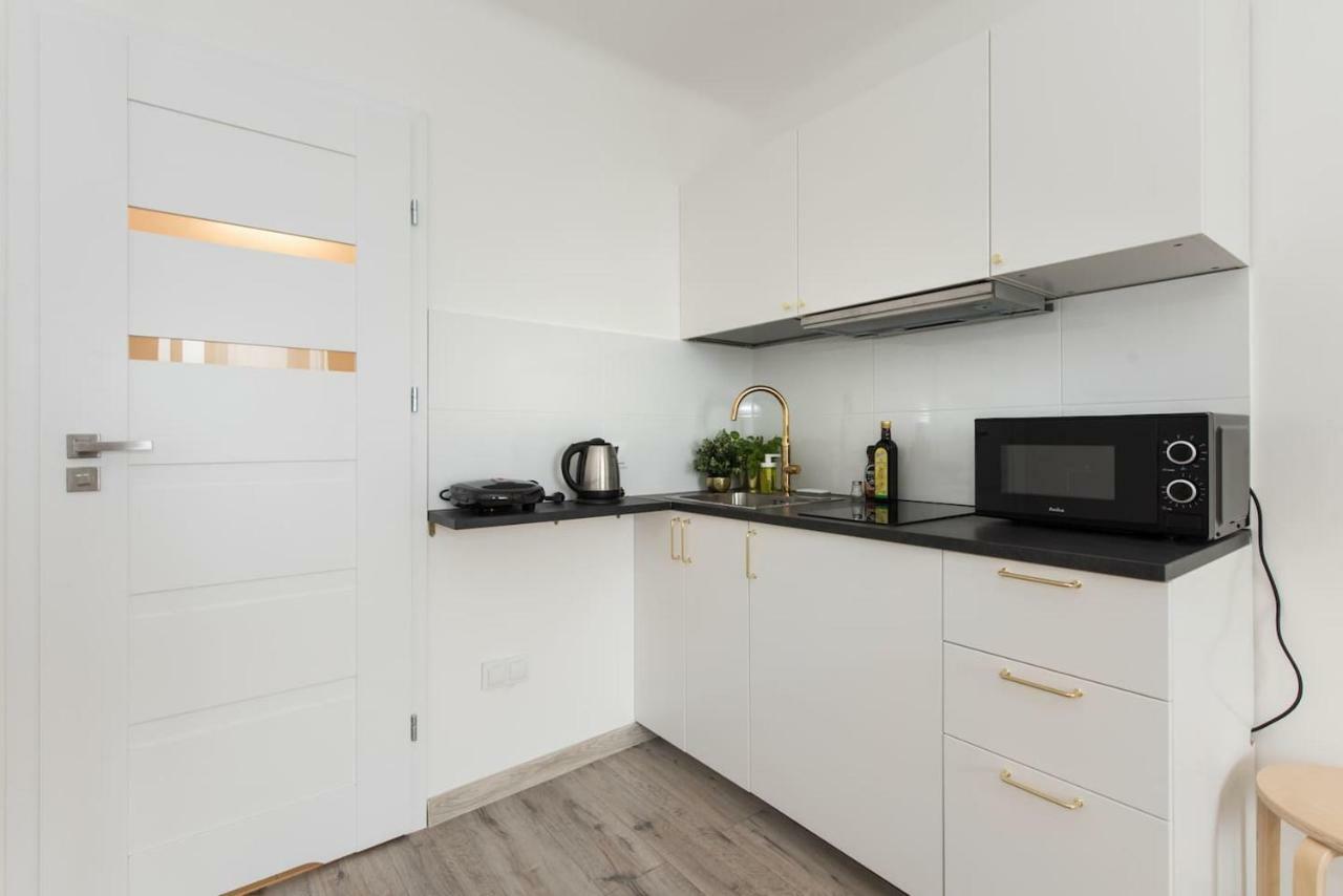 ורשה Superapart Belwederska A Ministudio, Balcony, Kitchen, Pet-Friendly, Tv & Wifi מראה חיצוני תמונה